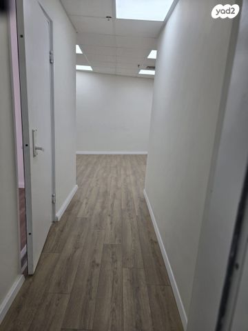 משרדים, דרך בן גוריון 24, נחלת גנים, רמת גן