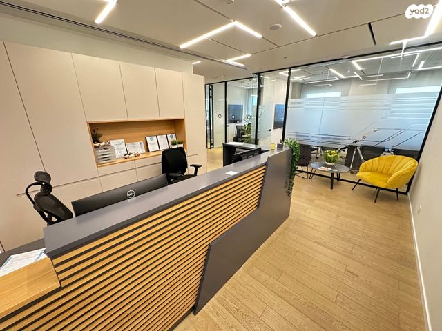 האלוף יעקב פרי 