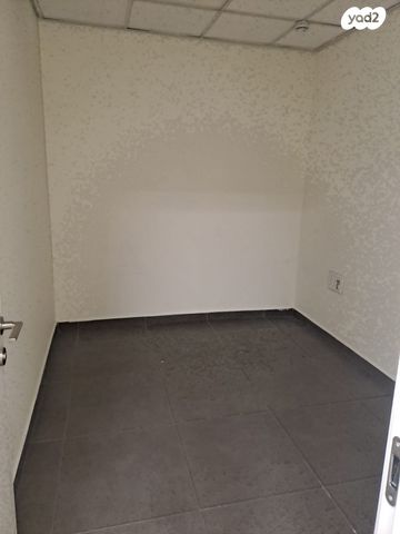 משרדים, אגריפס, מחנה יהודה - לב העיר, ירושלים