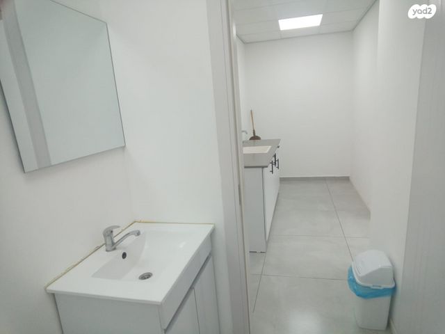 משרדים, עפולה