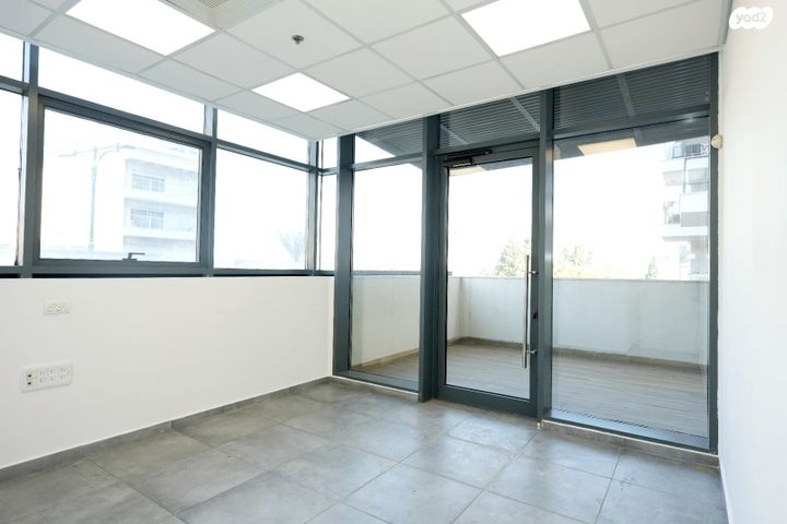 משרדים, מרכז העיר, חדרה