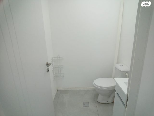 משרדים, עפולה