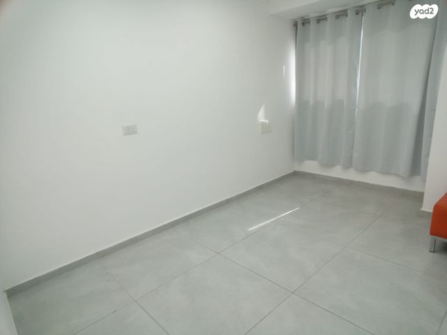 משרדים, עפולה