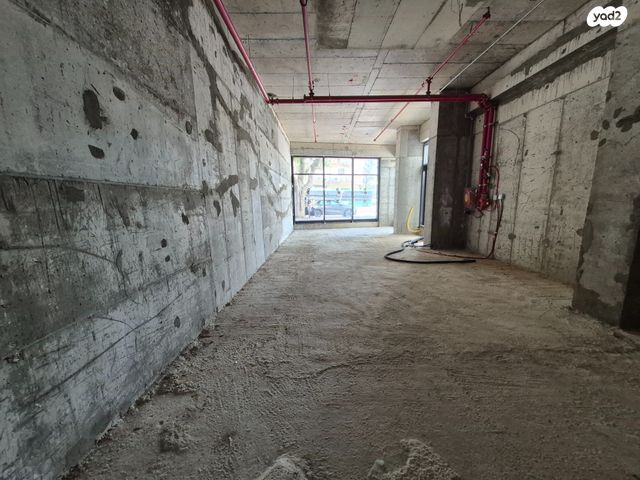 חנויות/ שטח מסחרי, א' / צפון מזרח העיר, רחובות