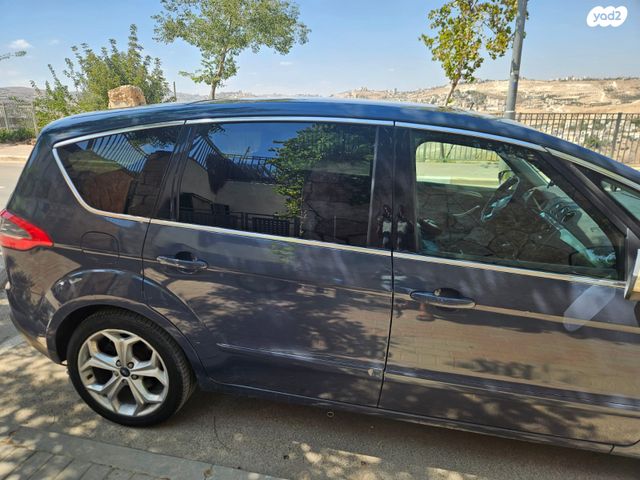 מודעת רכב פורד S-מקס