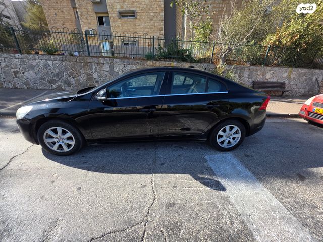וולוו S60