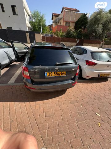 סקודה אוקטביה 
