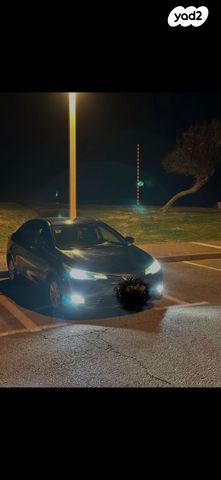 טויוטה קורולה