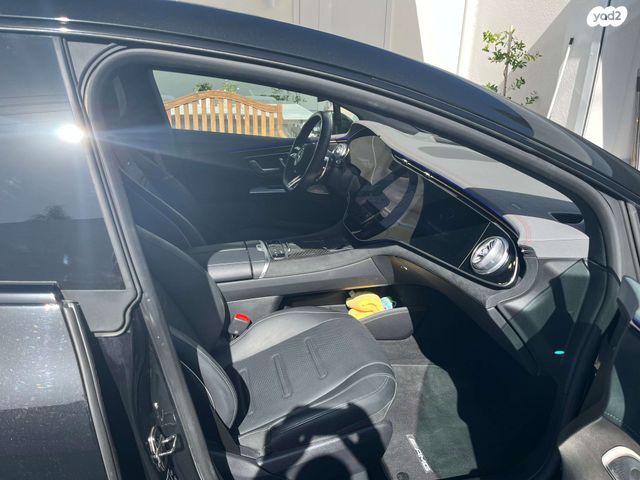 מרצדס-בנץ EQE