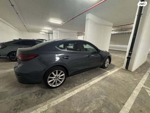 מודעת רכב מאזדה 3