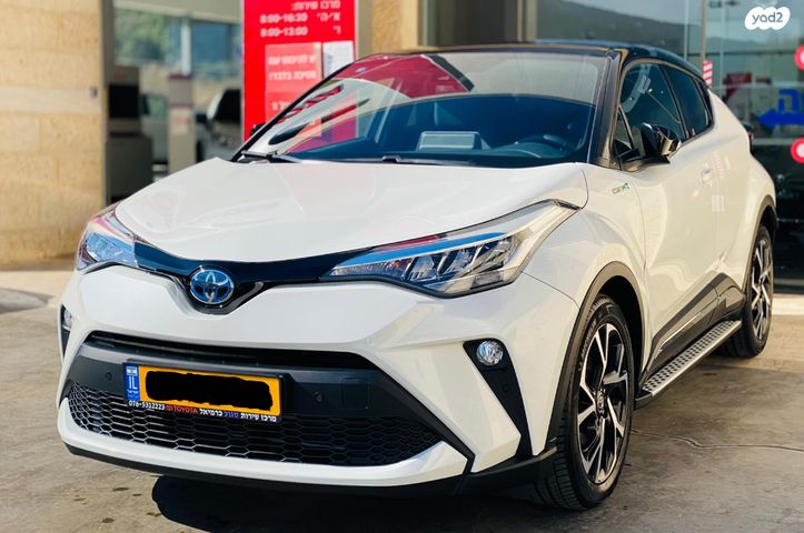 מודעת רכב טויוטה C-HR