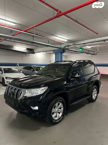 טויוטה לנד קרוזר