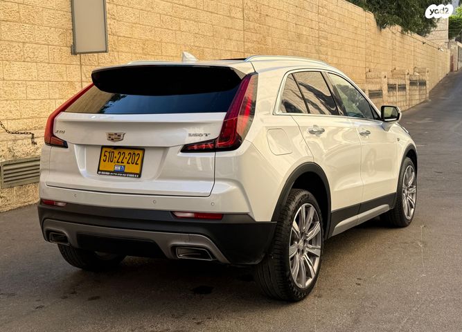 קאדילק XT4