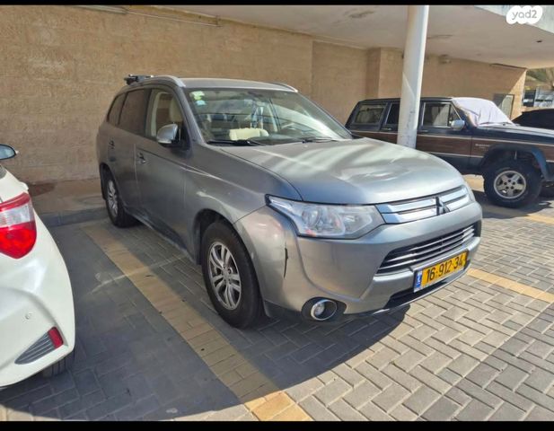 מיצובישי אאוטלנדר