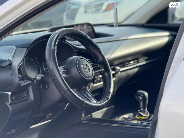 מאזדה CX-30