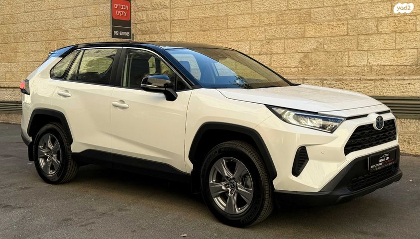 טויוטה RAV4
