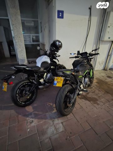 קאוואסאקי Z650