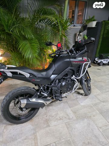 הונדה Transalp 750