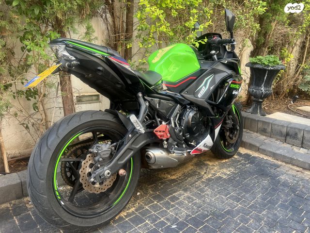 קאוואסאקי נינג'ה 650