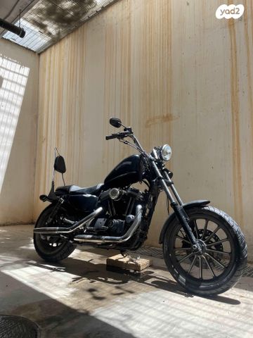 הרלי דיווידסון איירון 883