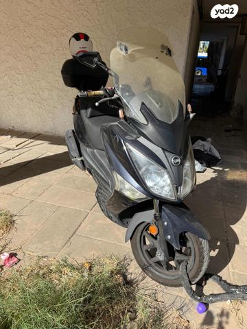 מודעת רכב סאן יאנג ג'וי-מקס 250 XI