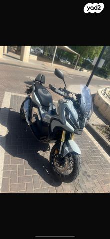 הונדה X-ADV750