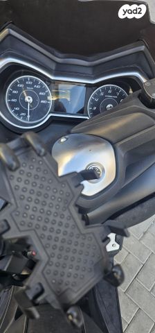 ימאהה XMAX 400 Tech MAX