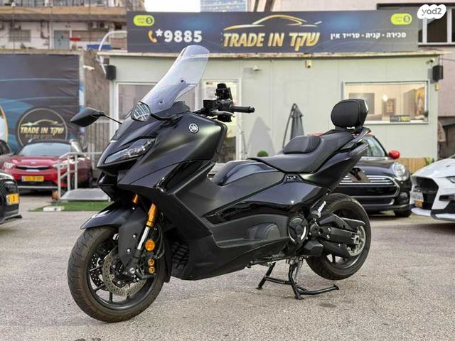 ימאהה Tmax 560 Tech