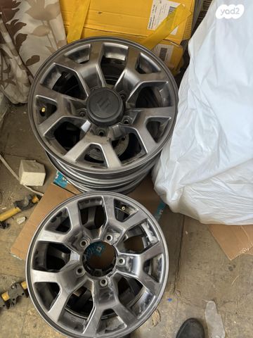 feedItemObj.data.row_1