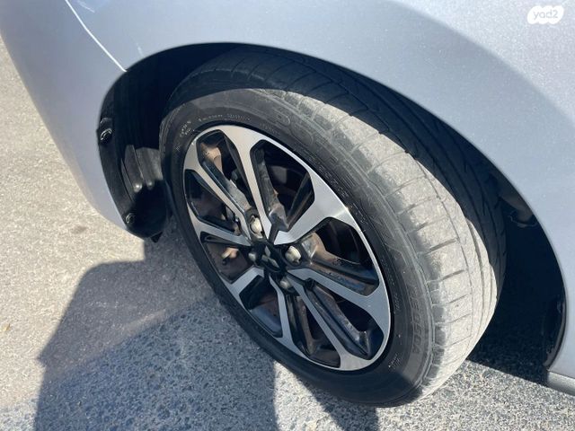 מיצובישי ספייס סטאר