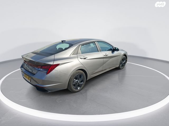 יונדאי אלנטרה