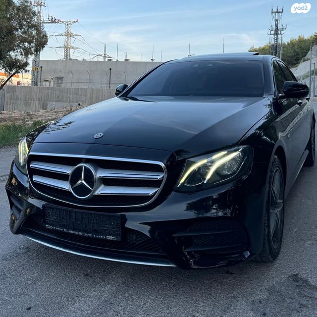 מודעת רכב מרצדס-בנץ E-class