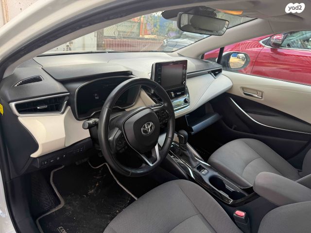 מודעת רכב טויוטה קורולה