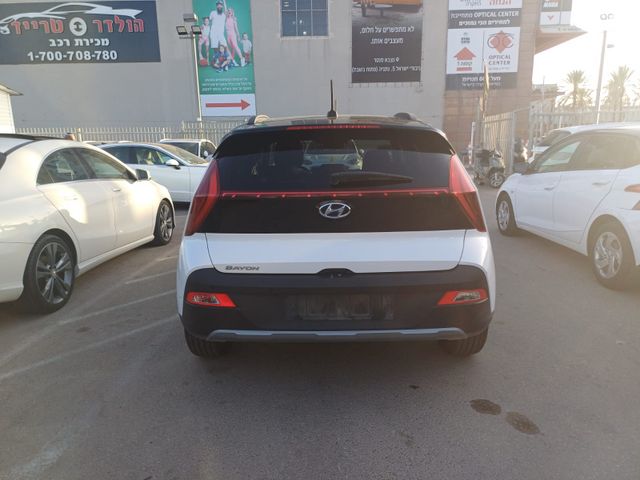 יונדאי באיון