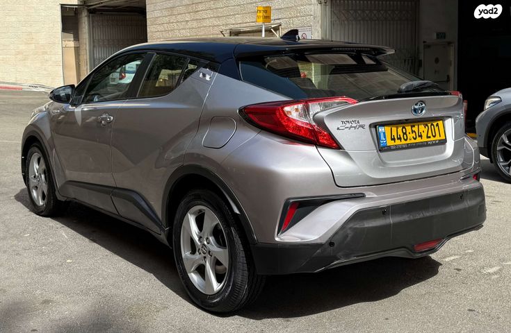 טויוטה C-HR