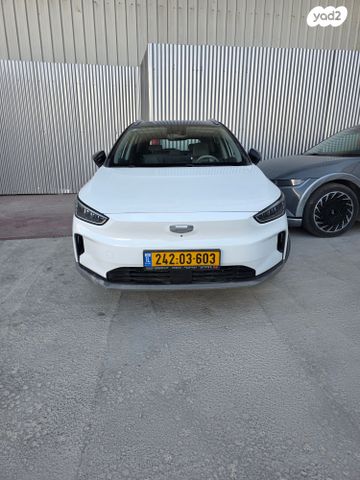 מודעת רכב ג׳ילי Geometry C