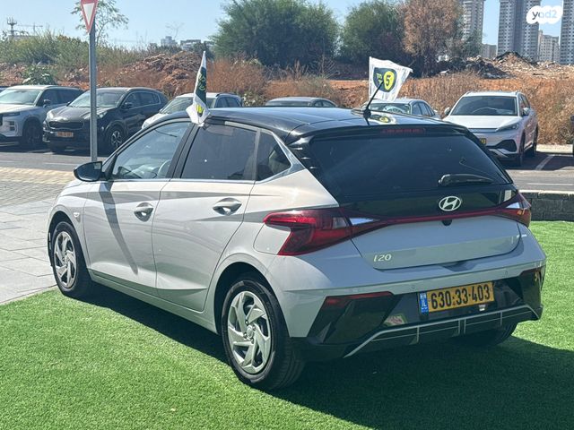 יונדאי i20