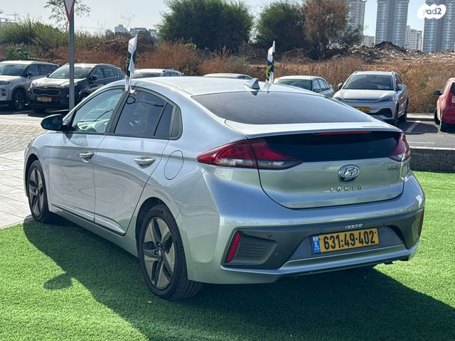 יונדאי איוניק