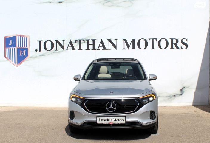 מודעת רכב מרצדס-בנץ EQA