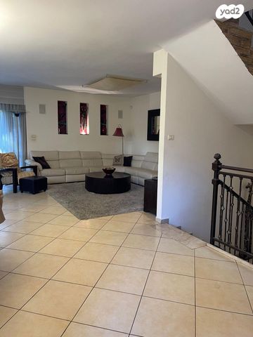 בית פרטי/ קוטג', נאות גולן 13, נווה דקלים, ראשון לציון