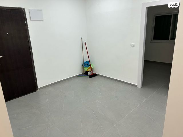 דירה, ארלוזורוב 47, הדר עליון, חיפה