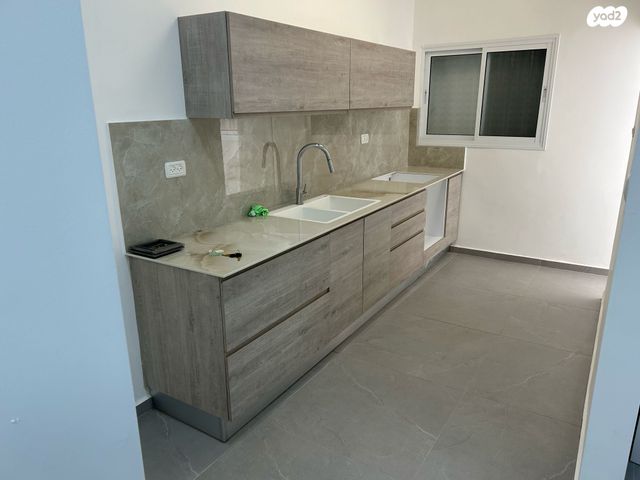 דירה, ארלוזורוב 47, הדר עליון, חיפה