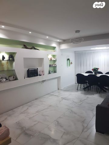 ח.מ. שפירא 68