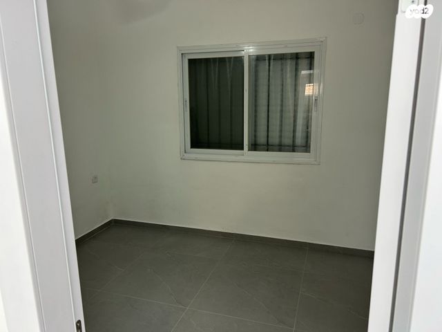 דירה, ארלוזורוב 47, הדר עליון, חיפה