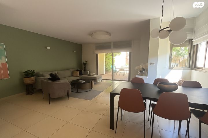 דו משפחתי, משעול האשכולות 8, נווה משה, עתלית