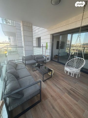 דירה, יעקב תמרי 15, חצרות המושבה, רחובות