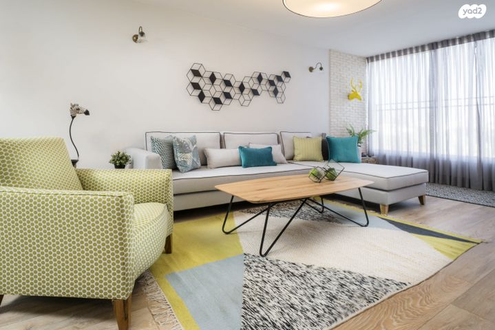 הנרייטה סולד 48