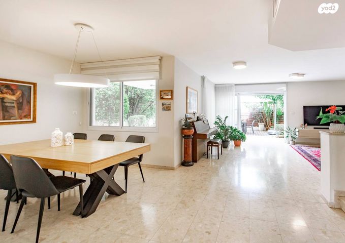 בית פרטי/ קוטג', דרך כפר הדר 26, הדר, הוד השרון