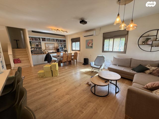 בית פרטי/ קוטג', גבעות עולם 1, רבבה, רבבה