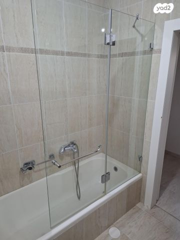 בית פרטי/ קוטג', אברהם אבן שושן 111, נאות לון, באר שבע